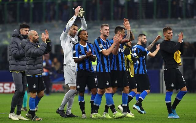 手感冰凉！浓眉未伤退半场0分还要追溯到近10年前