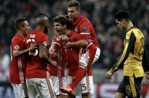 沪媒谈海港亚冠失利：能上的都上了，用尽全力仍是一声叹息