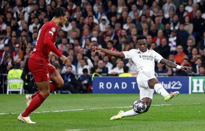 阿斯报：哈维出席丰特的巴萨主席竞选宣讲会，公开反对拉波尔塔（阿斯报：哈维参加丰特的巴萨主席竞选活动，公开表态反对拉波尔塔）