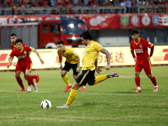 里程碑之夜！萨拉赫迎红军生涯英超第300次出场（荣耀时刻！萨拉赫完成红军生涯英超第300场出战）