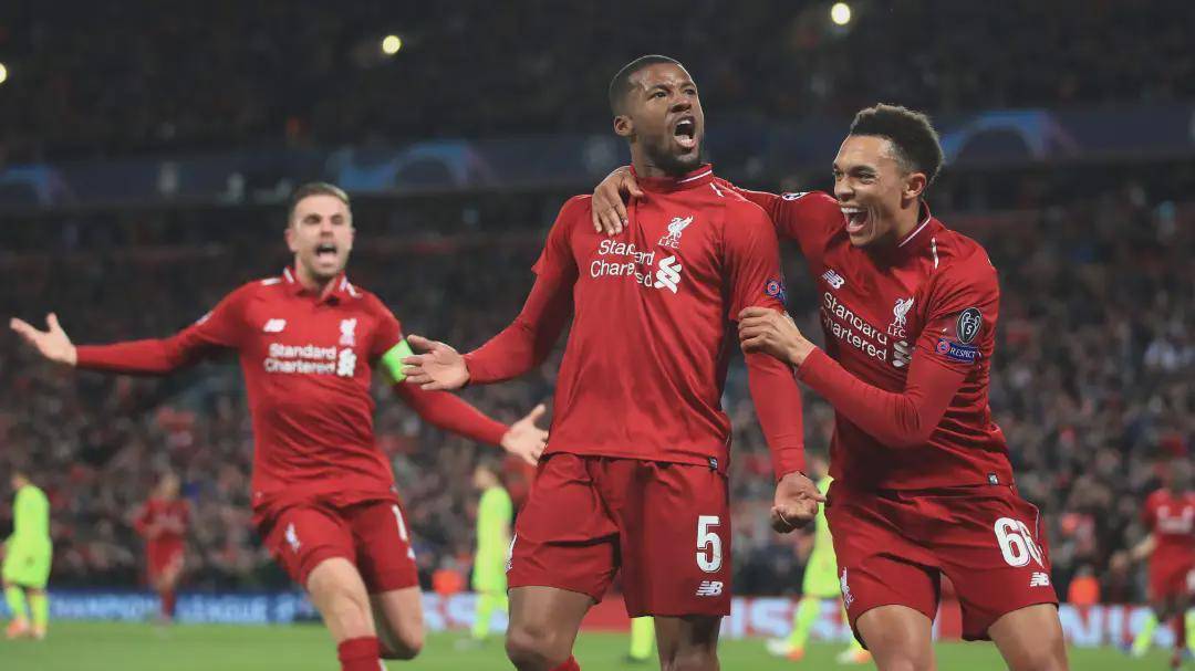 德甲战报：昂达夫戴帽+绝平，多特蒙德3-3斯图加特（德甲快讯：昂达夫上演帽子戏法压哨扳平，多特蒙德3-3战平斯图加特）